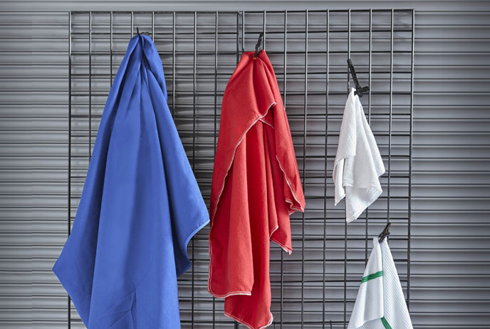 images of microfiber and regular towels
